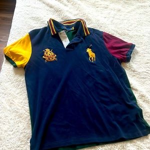 Polo shirt primary colors